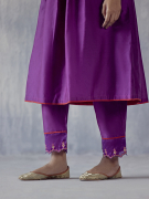 amisha-kothari-label-rangrez-kurta-set-gulnaaz-purple-7