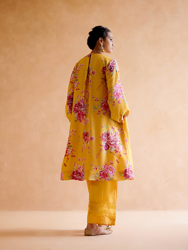 amisha-kothari-label-gauri-tunic-set-yellow-4