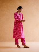 amisha-kothari-label-asavari-tunic-set-hot-pink-5