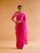 amisha-kothari-label-saree-gayatri-hot-pink-3
