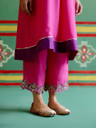 amisha-kothari-label-festive-2024-rangraag-shyamali-tunic-set-hot-pink-5