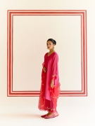 amisha-kothari-label-kikli-kurta-sets-shalini-hot-pink-red-2