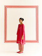 amisha-kothari-label-kikli-tunic-set-priyadarshini-tunic-set-hot-pink-2