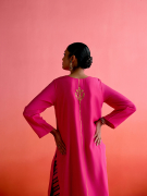 amisha-kothari-label-festive-2025-kesariya-tunic-set-hot-pink-6