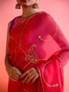 amisha-kothari-label-festive-2025-saree-ambi-red-6