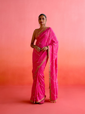 amisha-kothari-label-festive-2025-saree-mehrab-hot-pink-1