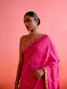 amisha-kothari-label-festive-2025-saree-mehrab-hot-pink-4