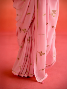 amisha-kothari-label-festive-2025-chaandan-saree-pink-6