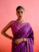 amisha-kothari-label-festive-2025-saree-mehrab-purple-5