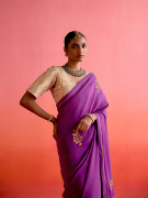 amisha-kothari-label-festive-2025-kastrui-saree-ecru-1