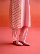 amisha-kothari-label-kurta-set-ambrai-pink-6