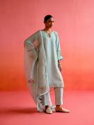 amisha-kothari-label-kurta-set-ambrai-blue-1
