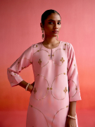 amisha-kothari-label-festive-2025-tunic-set-chandni-pink-4