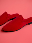 amisha-kothari-label-product-accessories-alwar-sliders-red-3