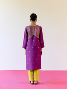 amisha-kothari-label-kurta-set-mandawa-purple-lime-green-4