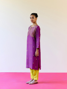 amisha-kothari-label-kurta-set-mandawa-purple-lime-green-3
