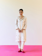 amisha-kothari-label-kurta-sets-jhalawar-ecru-3