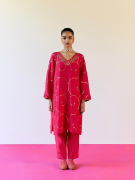 amisha-kothari-label-kurta-sets-jhalawar-red-3