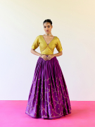 amisha-kothari-label-sawai-ghaghra-set-purple-6