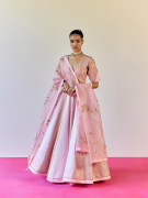 amisha-kothari-label-samode-ghaghra-set-pink-3