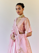 amisha-kothari-label-samode-ghaghra-set-pink-4