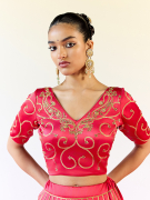 amisha-kothari-label-ghaghra-set-sirohi-red-8