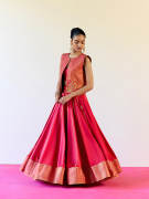 amisha-kothari-label-sirohi-ghaghra-jaisal-koti-red-2