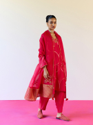 amisha-kothari-label-kurta-sets-jhalawar-red-1