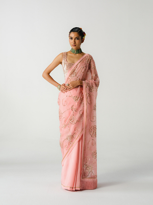 amisha-kothari-label-festive-2026-sarees-kshitij-blush-pink-1