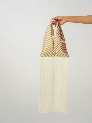 amisha-kothari-label-collection-accessories-bags-raqs-ecru-1