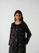 amisha-kothari-label-shift-nishika-jacket-set-black-5