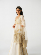 amisha-kothari-label-shift-chaaya-ghaghra-ecru-6