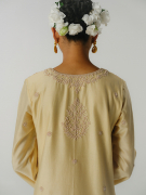amisha-kothari-label-collection-summer-2026-tunic-set-anuradha-beige-6
