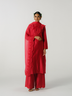 amisha-kothari-label-collection-summer-2026-kurta-set-asya-red-1