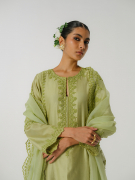 amisha-kothari-label-collection-summer-2026-kurta-set-asya-green-3