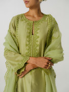 amisha-kothari-label-collection-summer-2026-kurta-set-asya-green-5