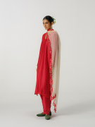 amisha-kothari-label-collection-summer-2026-kurta-set-aayat-red-2