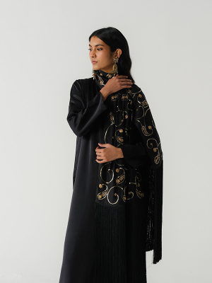 amisha-kothari-label-accessories-scarf-naseem=black-1