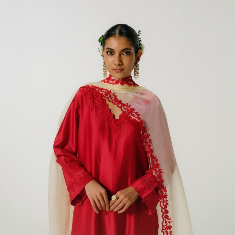 amisha-kothari-label-collection-kurta-sets