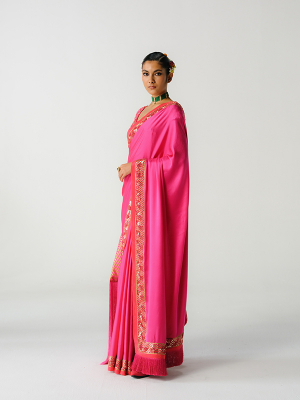 amisha-kothari-label-festive-2026-abha-saree-hot-pink-1