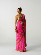 amisha-kothari-label-festive-collection-saree-soma-hot-pink-4