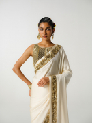 amisha-kothari-label-festive-2026-abha-saree-ecru-6
