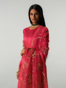 amisha-kothari-label-festive-2026-dupatta-gul-red-3
