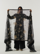 amisha-kothari-label-festive-2026-dupatta-gul-black-1