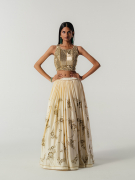 amisha-kothari-label-festibe-2026-dhruv-ghaghra-set-ecru-7