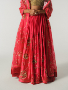amisha-kothari-label-festibe-2026-dhara-ghaghra-set-red-6